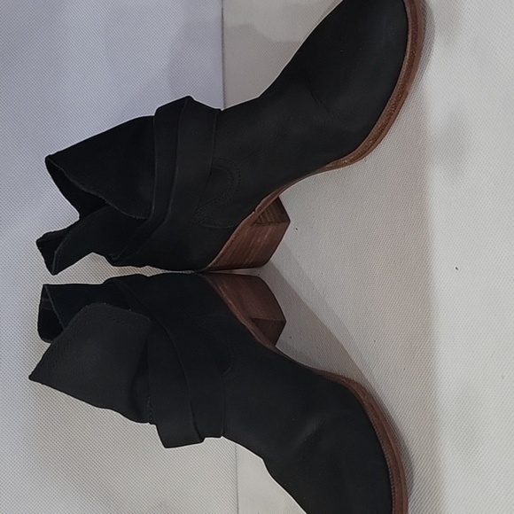 UGG SHOE BOOTS BLACK LEATHER (sz 7) - Picture 3 of 6